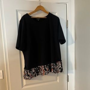 Navy and floral ribbed top